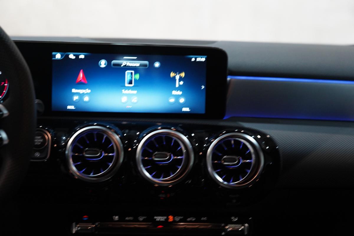 mercedes-benz-classe-a-2025-gasolina-1332cc