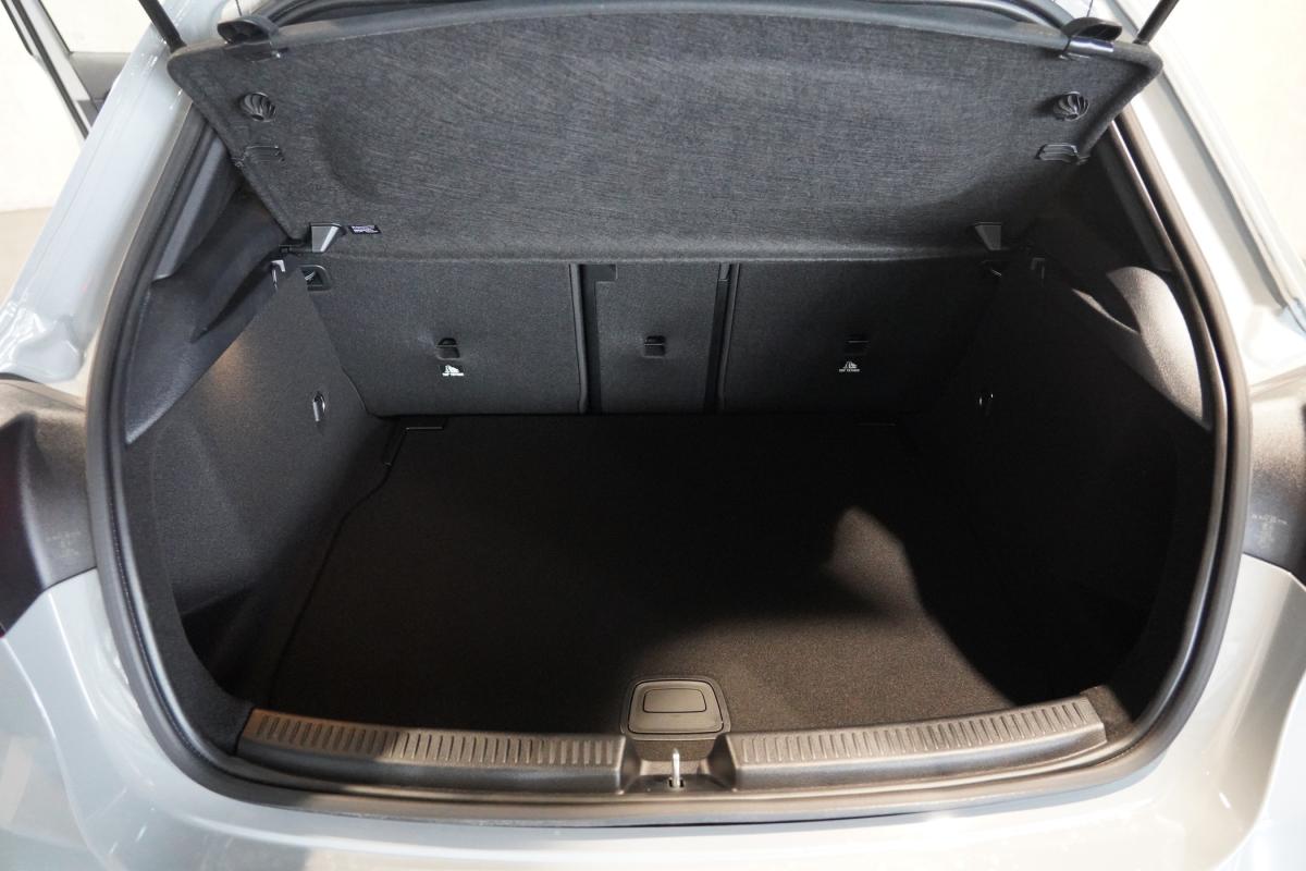 mercedes-benz-classe-a-2025-gasolina-1332cc