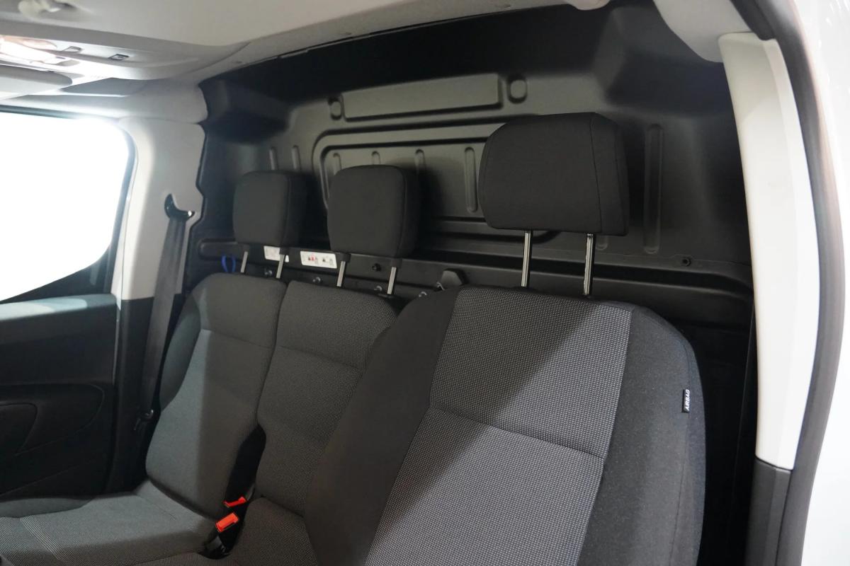 citroen-berlingo-2025-diesel-1499cc
