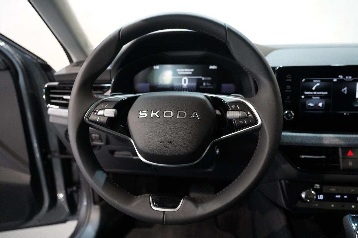 skoda-kamiq-2025-gasolina-999cc
