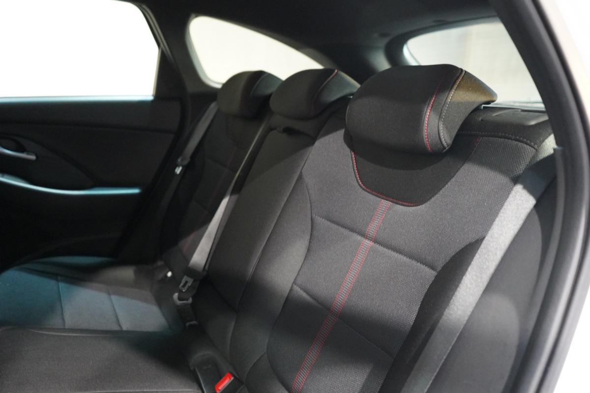 hyundai-i30-sw-2022-hibrido-a-diesel-1598cc
