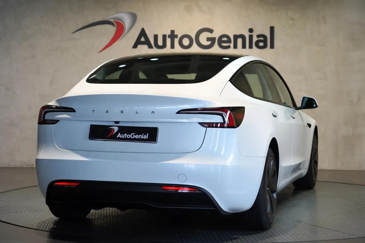 tesla-model-3-2024-eletrico-500cc