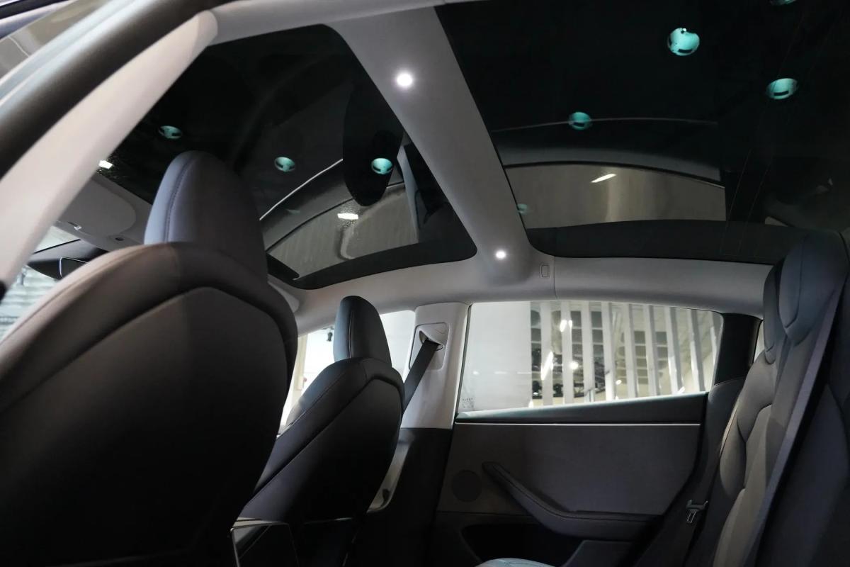 tesla-model-3-2024-eletrico-500cc