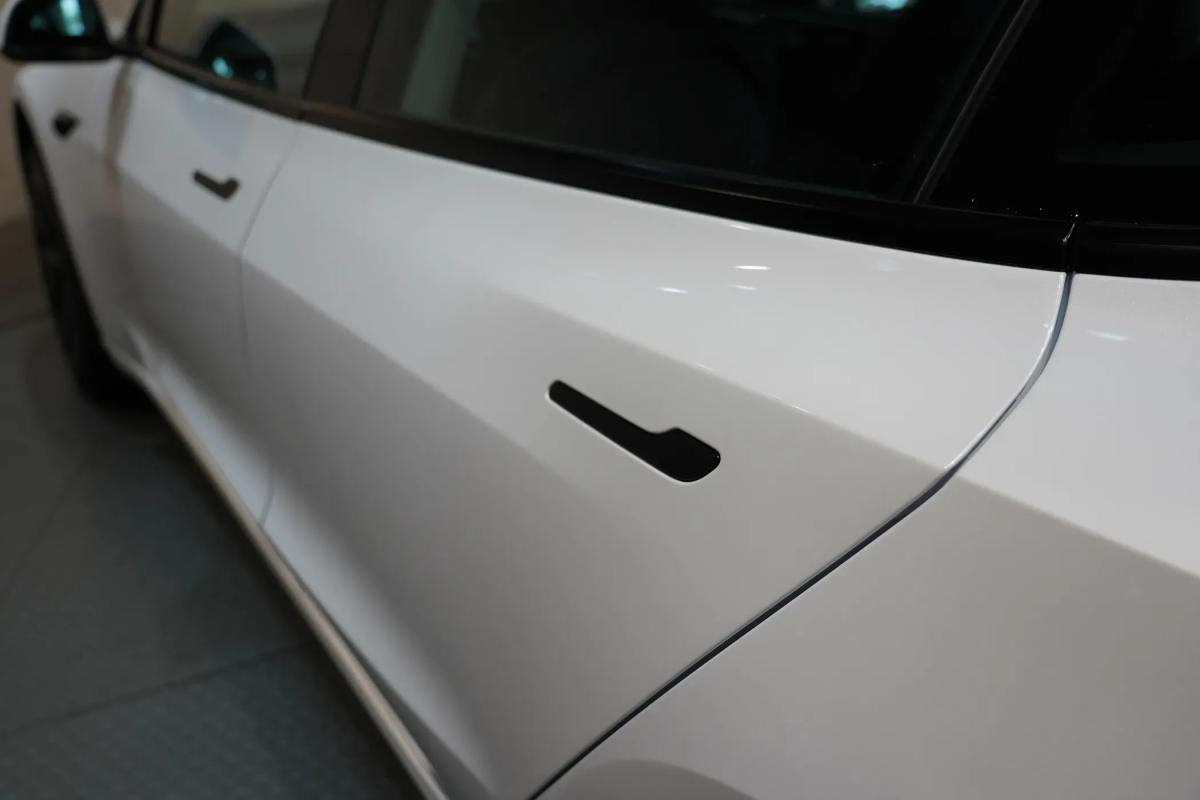 tesla-model-3-2024-eletrico-500cc
