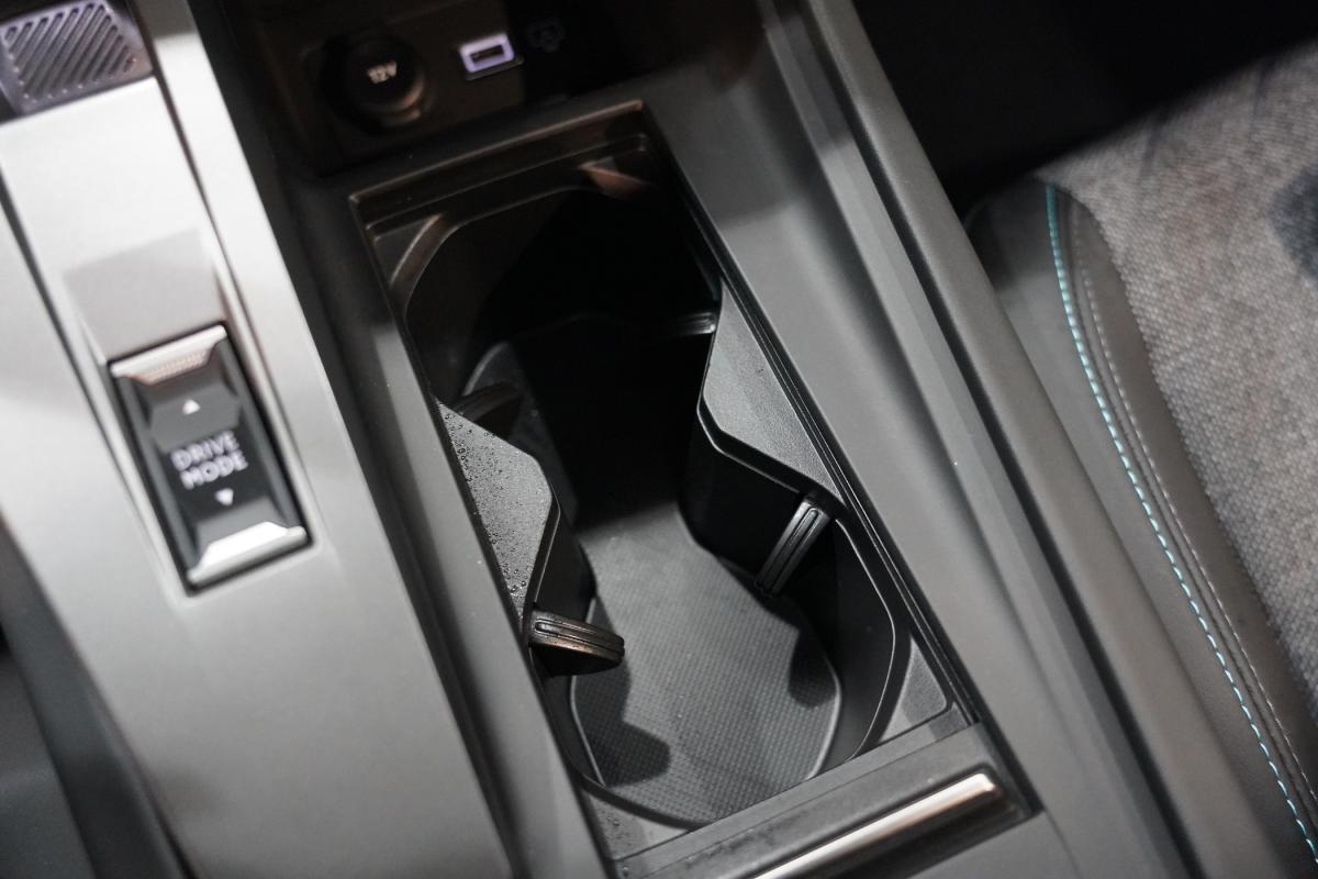 peugeot-408-2024-gasolina-1199cc