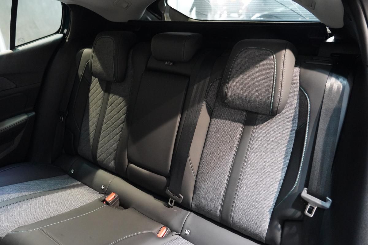 peugeot-408-2024-gasolina-1199cc