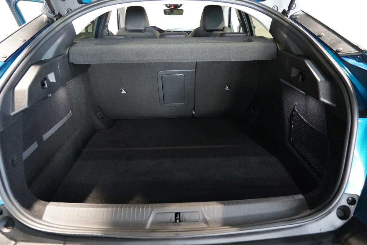 peugeot-408-2024-gasolina-1199cc