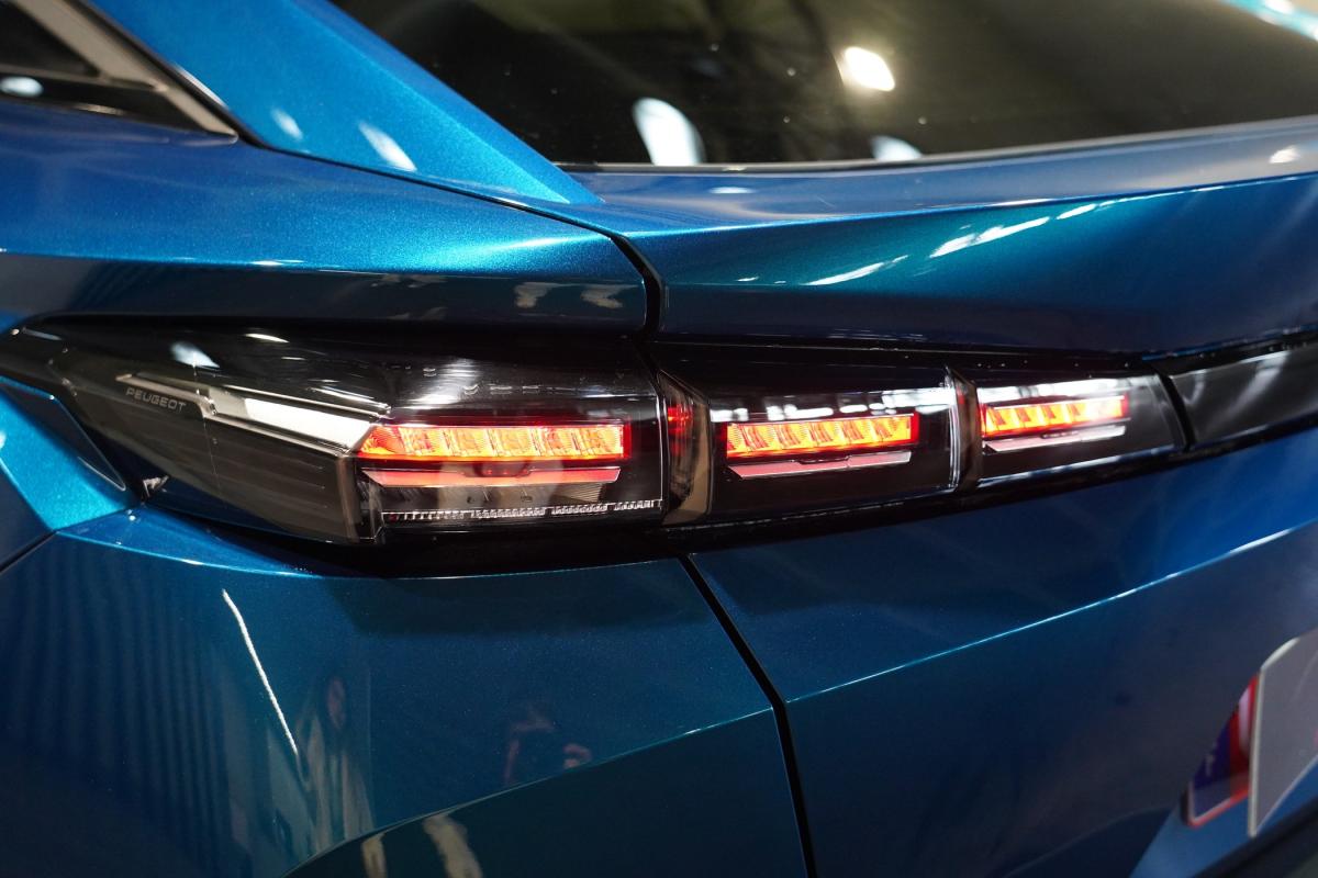 peugeot-408-2024-gasolina-1199cc
