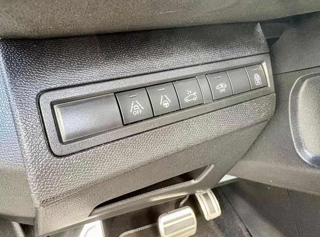 peugeot-5008-2021-diesel-1997cc