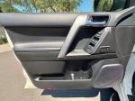 toyota-land-cruiser-2017-diesel-2755cc