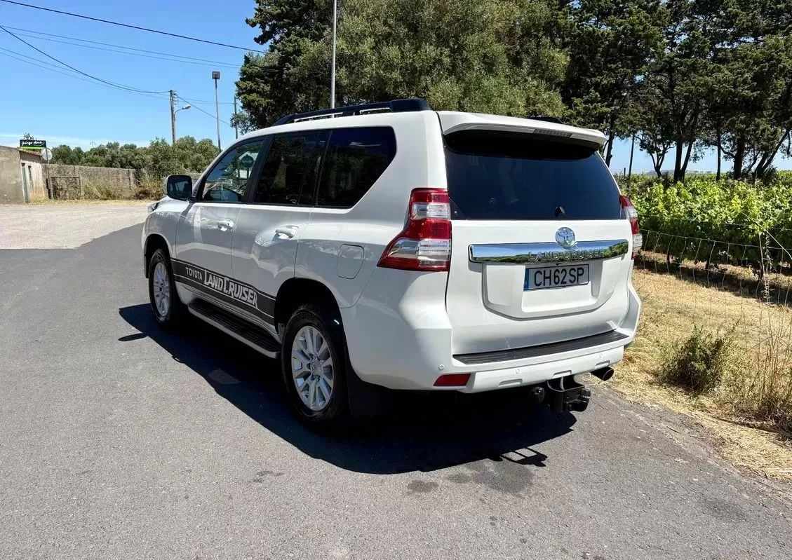 toyota-land-cruiser-2017-diesel-2755cc