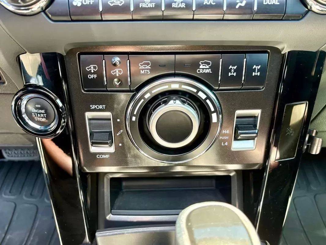 toyota-land-cruiser-2017-diesel-2755cc