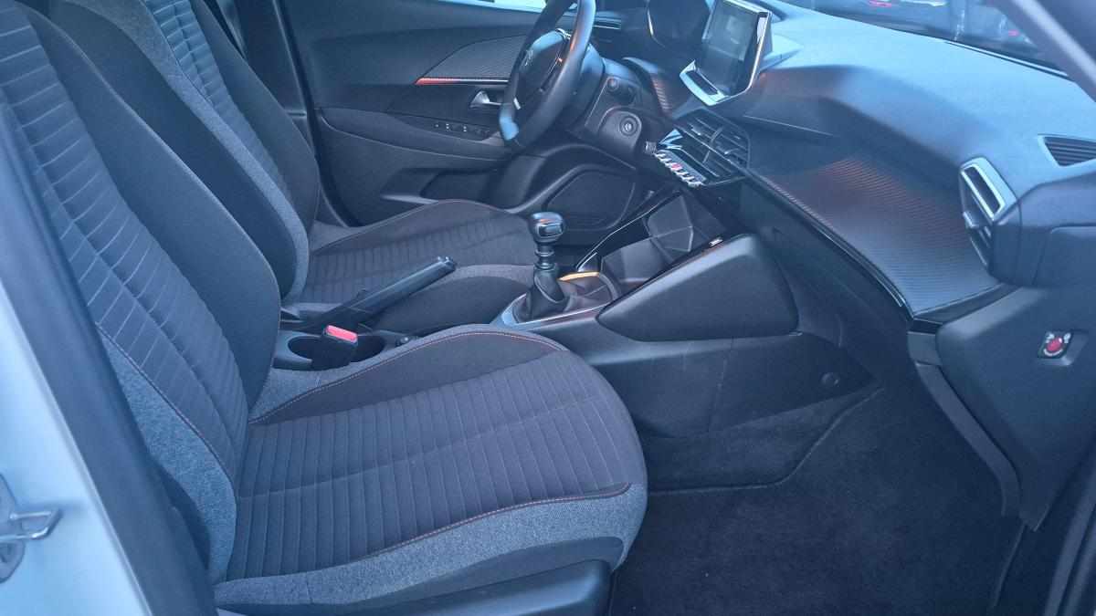 peugeot-2008-1-2-puretech-2021-gasolina-1199cc