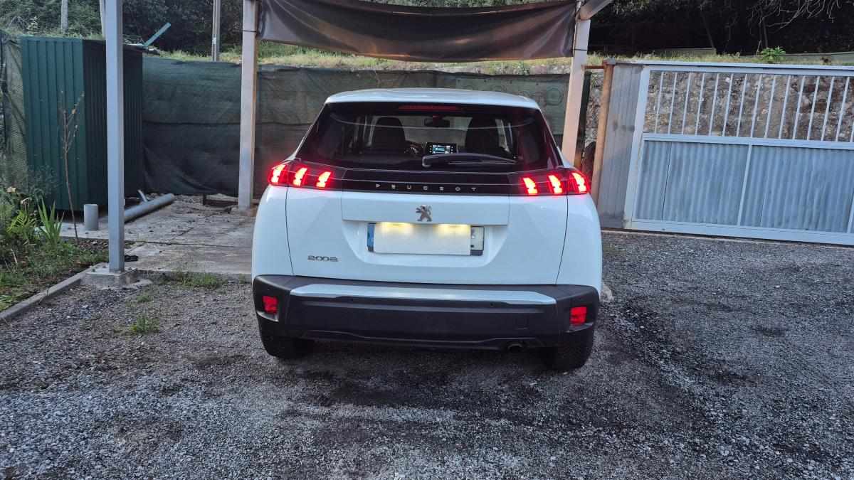peugeot-2008-1-2-puretech-2021-gasolina-1199cc