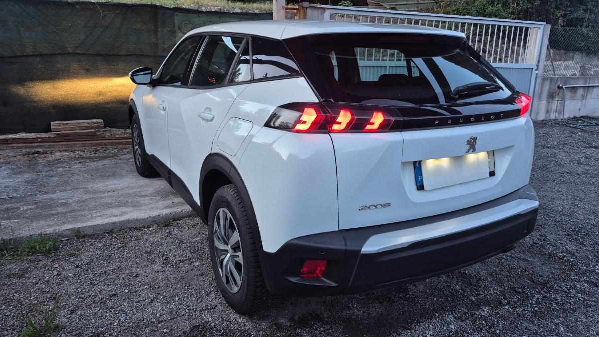peugeot-2008-1-2-puretech-2021-gasolina-1199cc