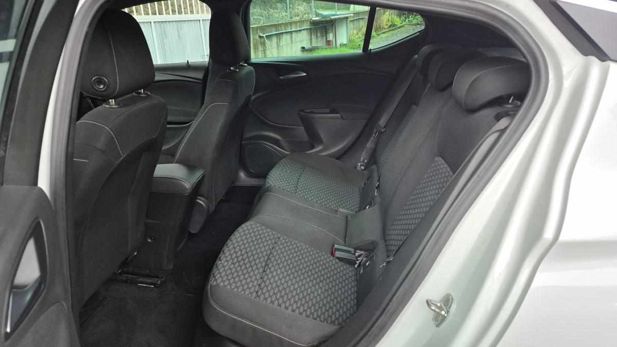 opel-astra-1-0-turbo-ecoflex-2019-gasolina-999cc