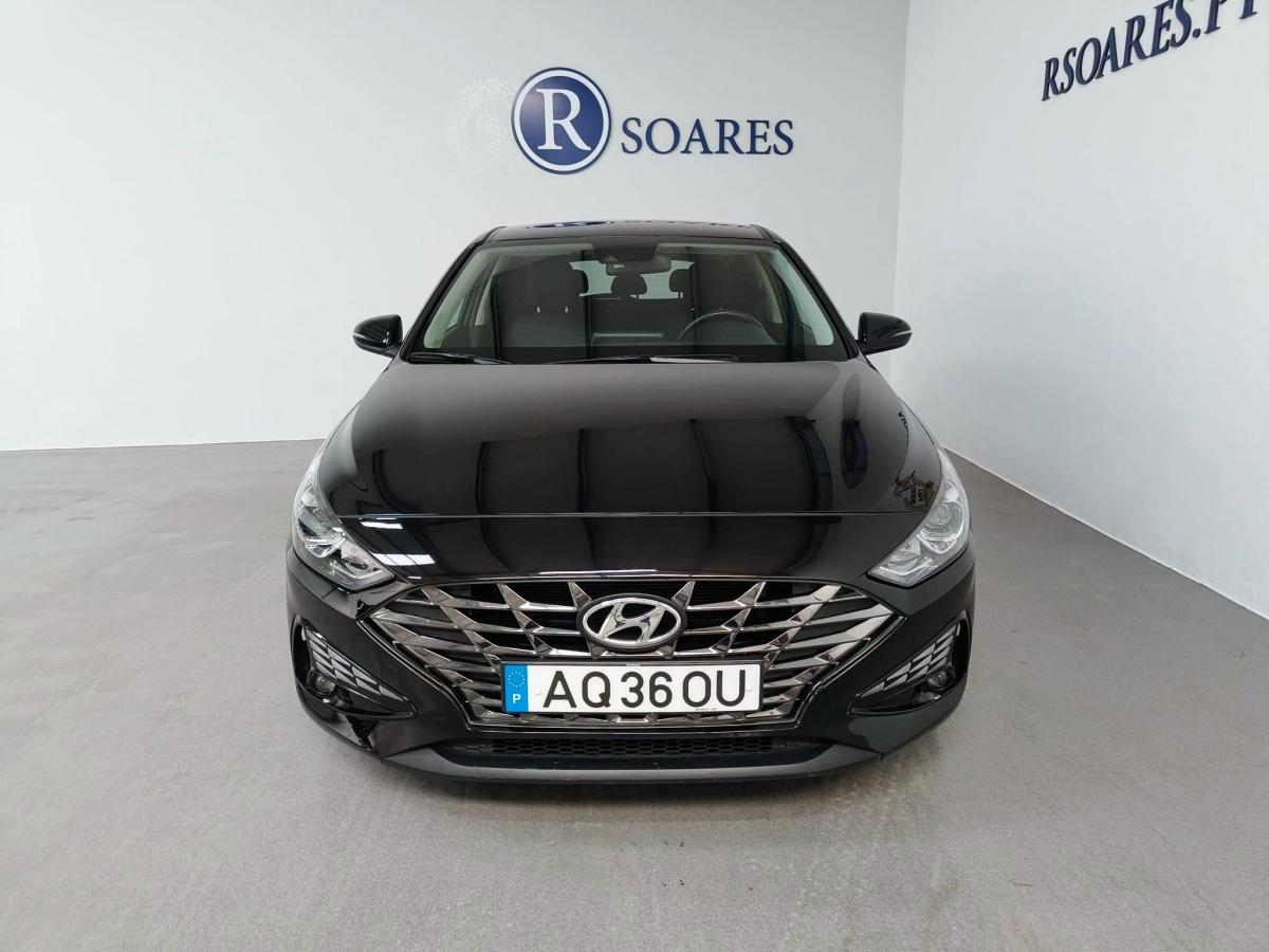 hyundai-i30-2022-gasolina-998cc