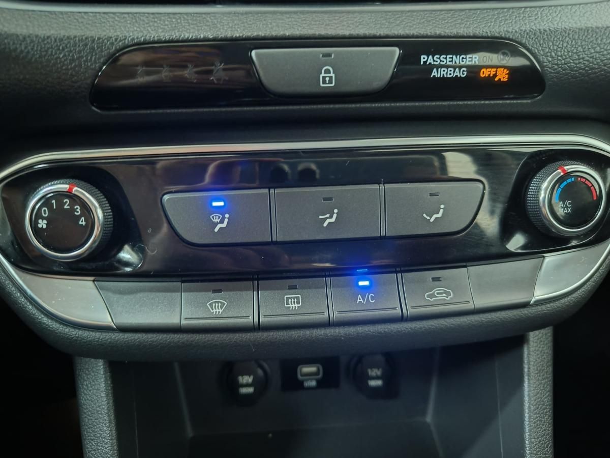 hyundai-i30-2022-gasolina-998cc