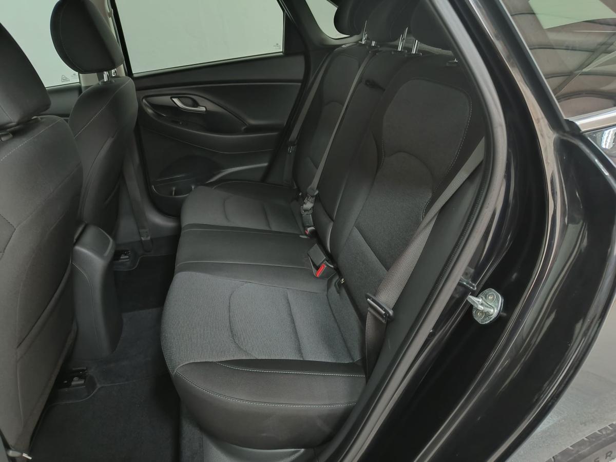 hyundai-i30-2022-gasolina-998cc