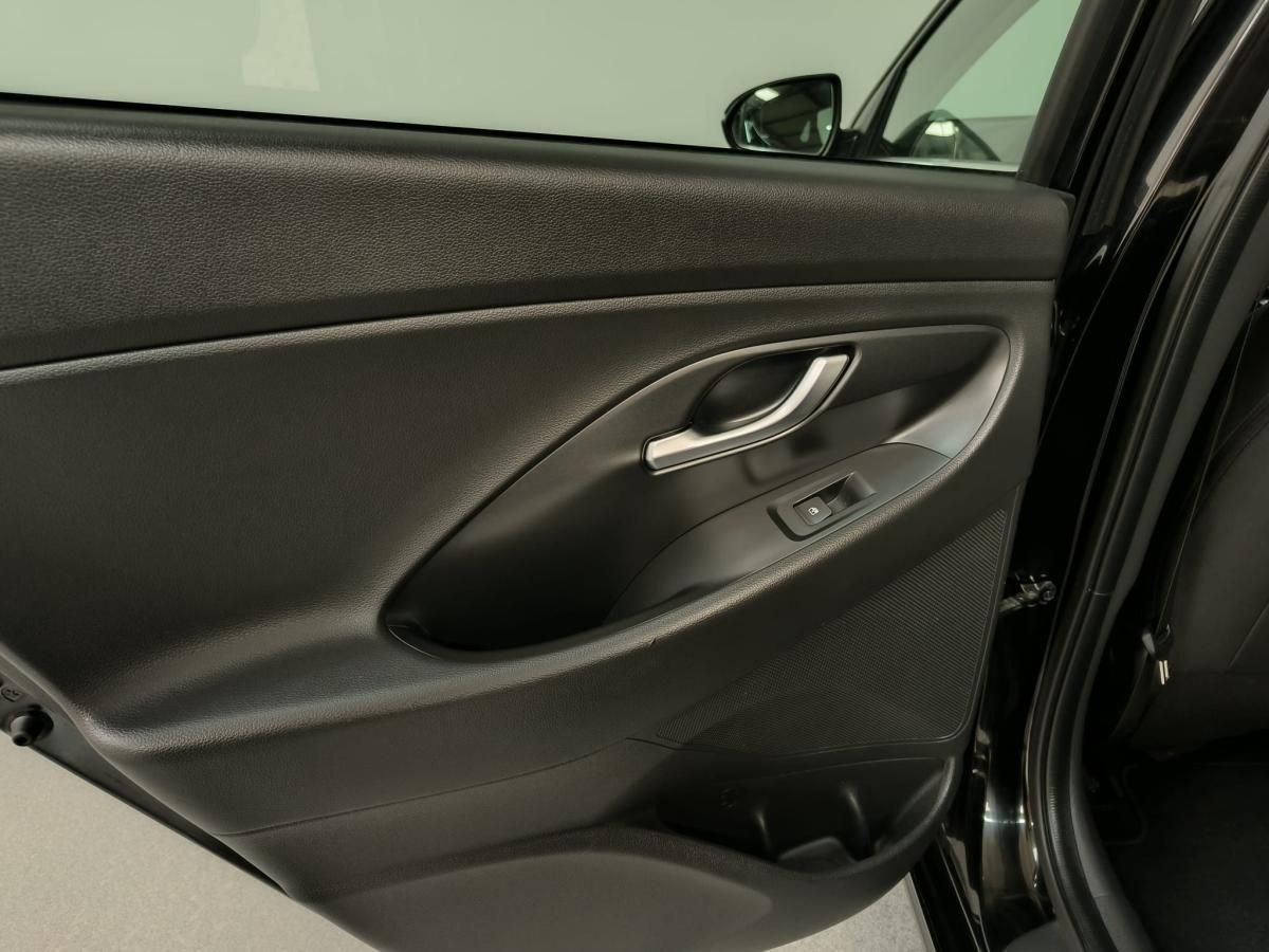 hyundai-i30-2022-gasolina-998cc