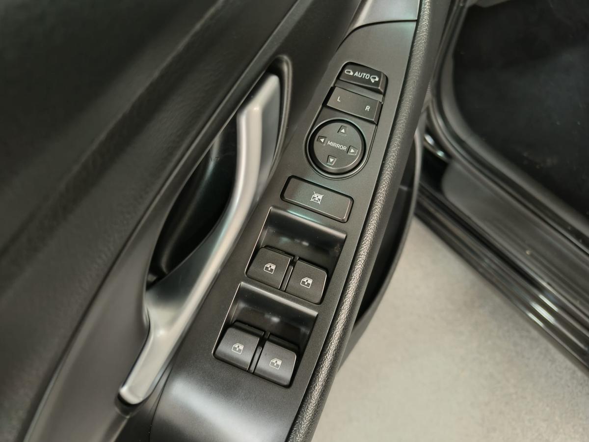 hyundai-i30-2022-gasolina-998cc