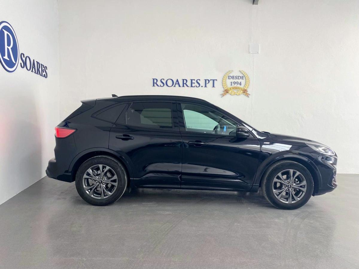 ford-kuga-2022-diesel-1499cc