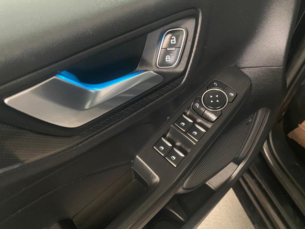 ford-kuga-2022-diesel-1499cc