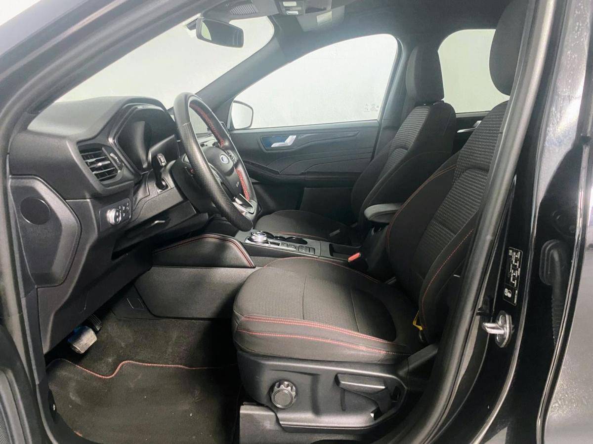 ford-kuga-2022-diesel-1499cc