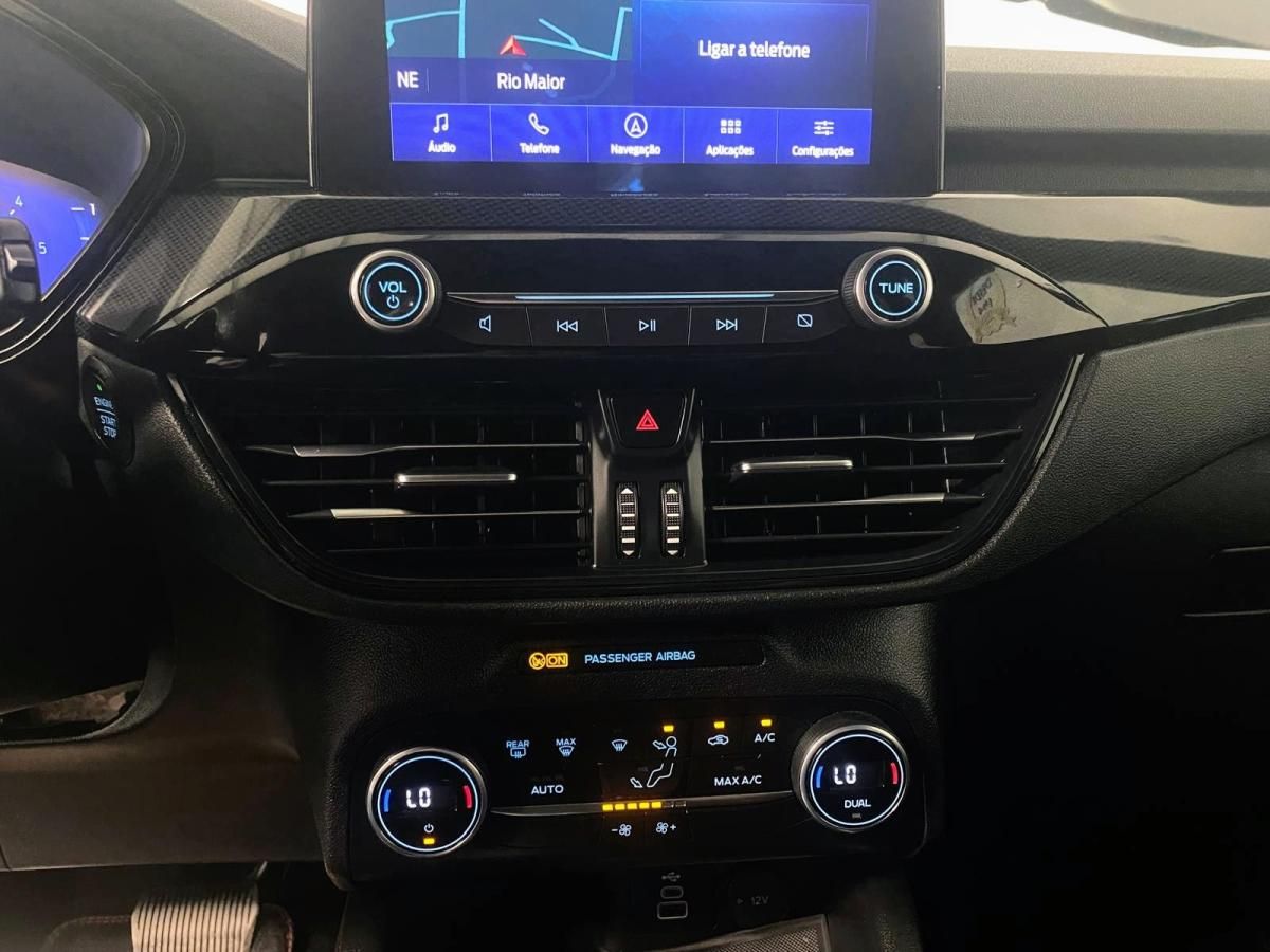 ford-kuga-2022-diesel-1499cc
