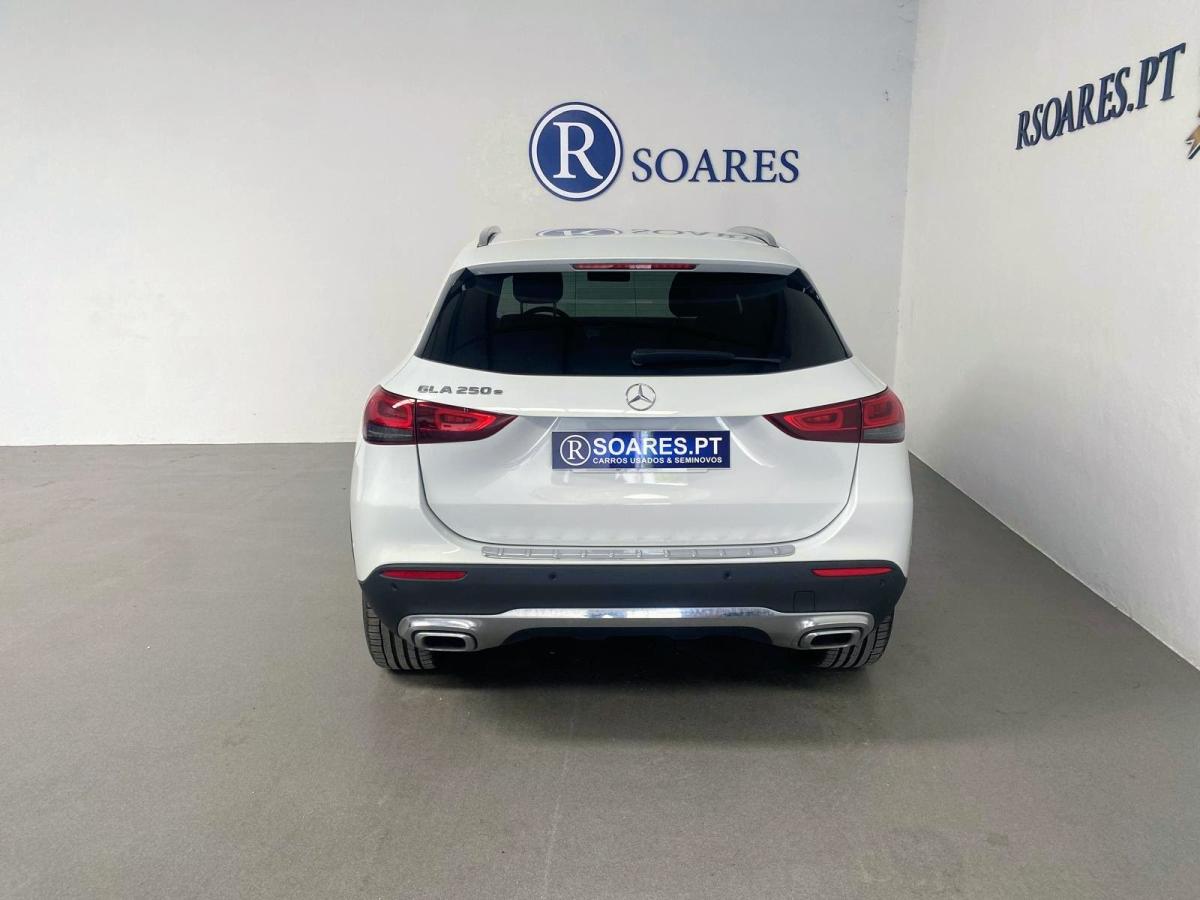 mercedes-benz-gla-2023-hibrido-a-gasolina-1332cc