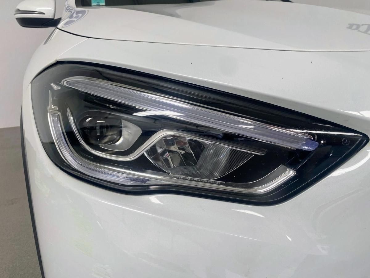 mercedes-benz-gla-2023-hibrido-a-gasolina-1332cc