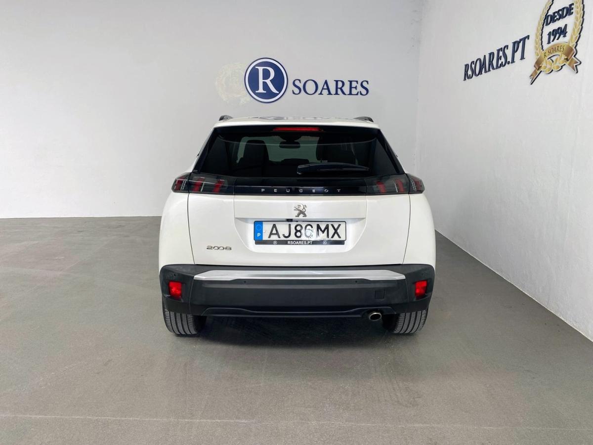 peugeot-2008-2021-diesel-1499cc