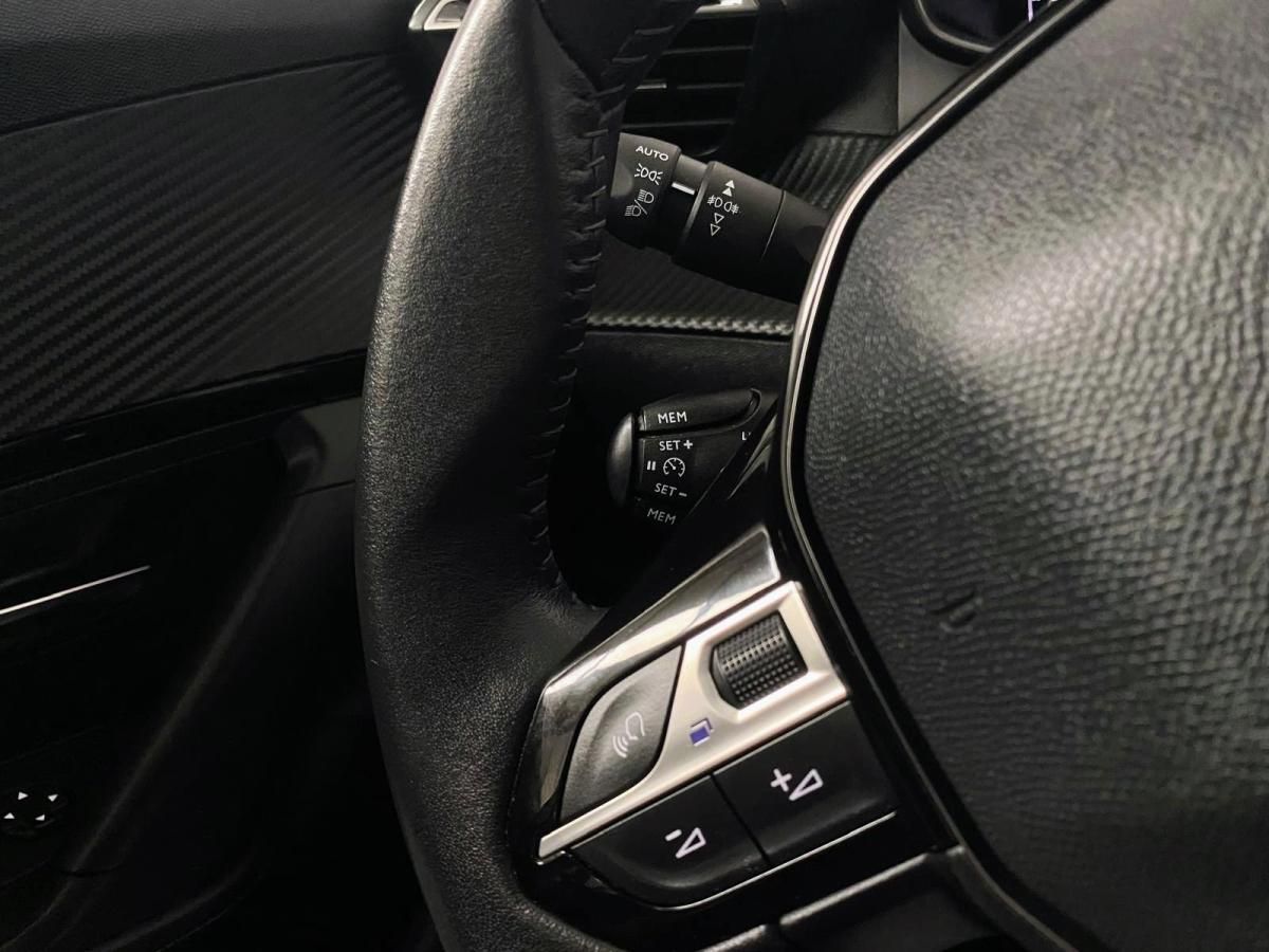 peugeot-2008-2021-diesel-1499cc