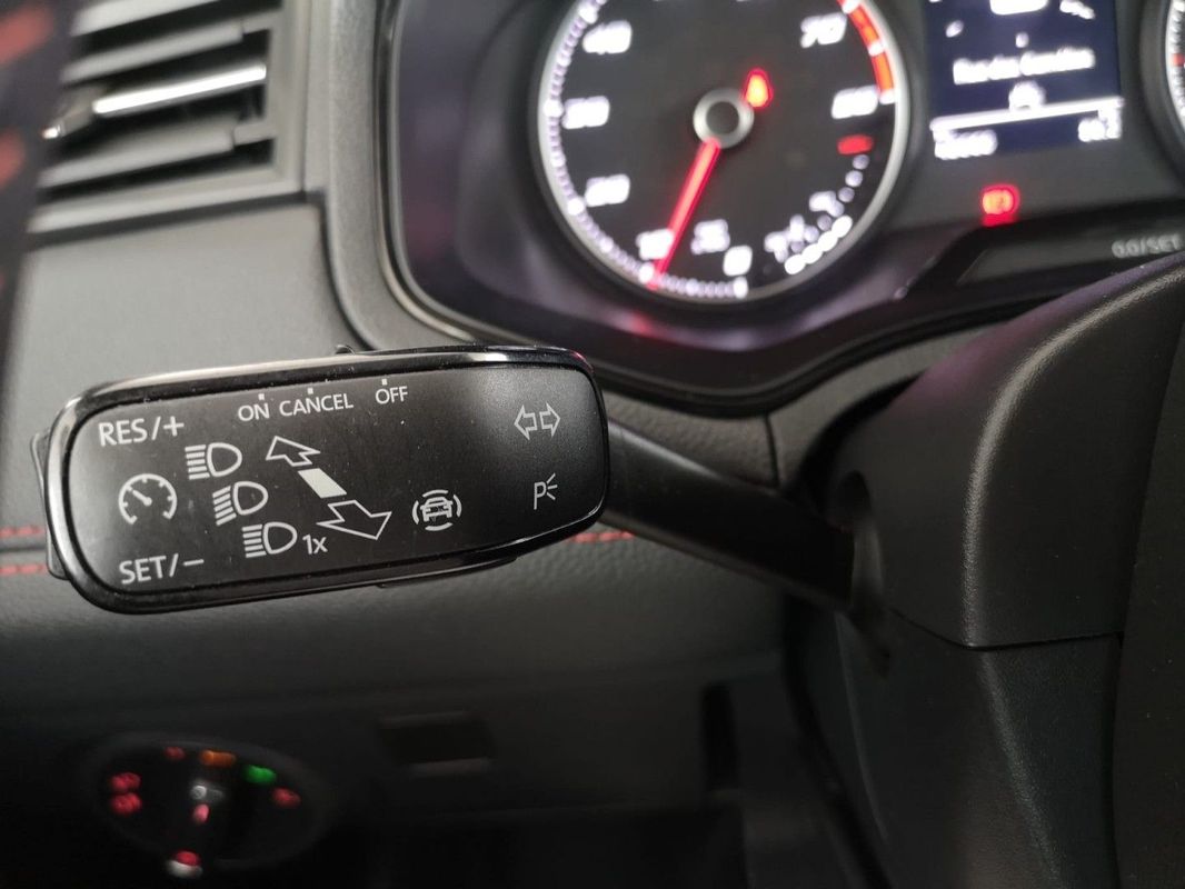 seat-arona-2021-gasolina-999cc