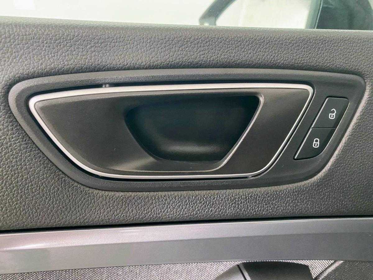 seat-ateca-2023-gasolina-999cc