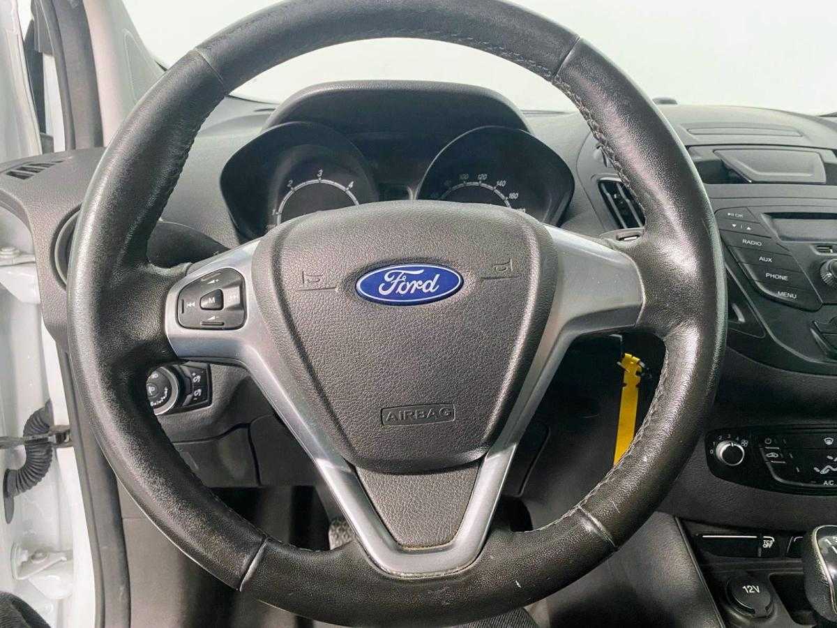 ford-transit-courier-2020-diesel-1499cc