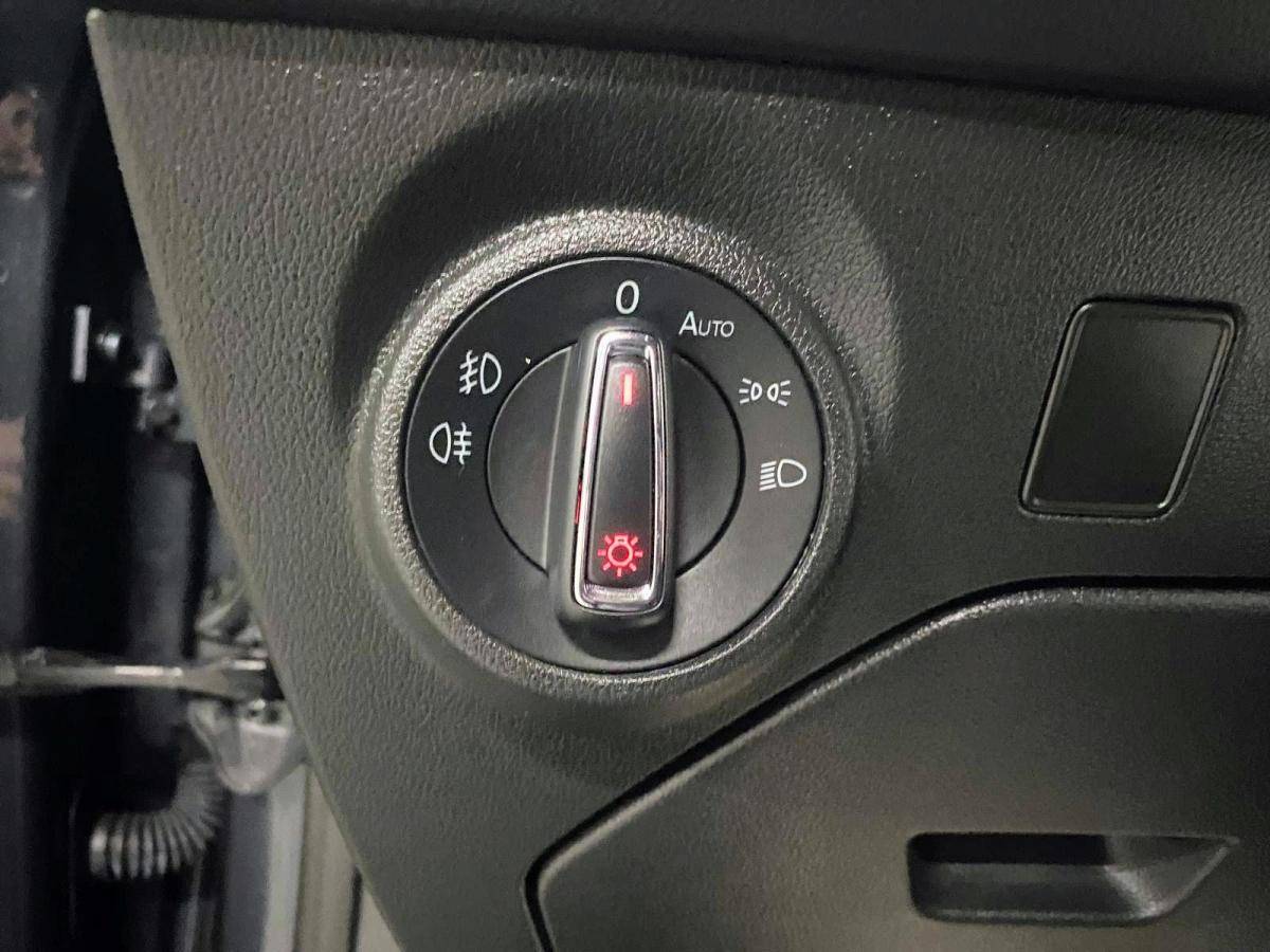 seat-leon-2020-gasolina-999cc