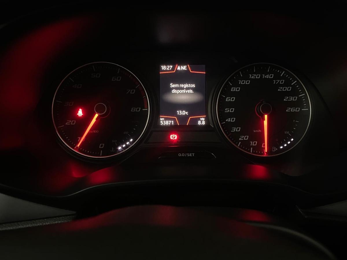 seat-leon-2020-gasolina-999cc
