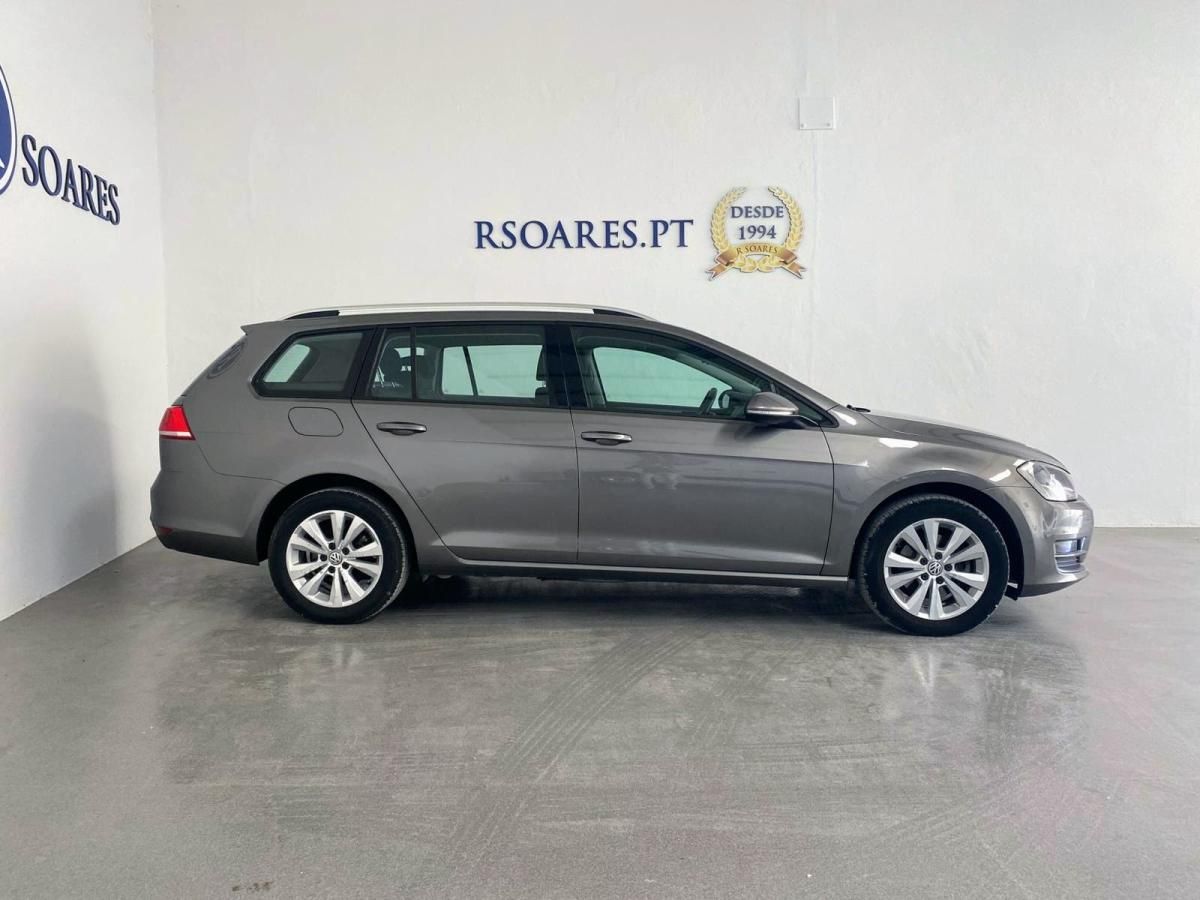 volkswagen-golf-variant-2015-diesel-1598cc