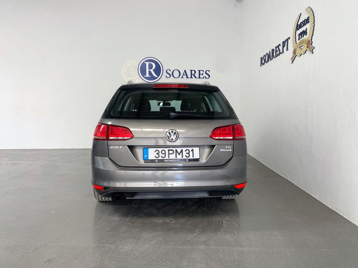 volkswagen-golf-variant-2015-diesel-1598cc