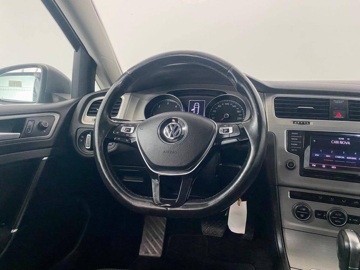 volkswagen-golf-variant-2015-diesel-1598cc