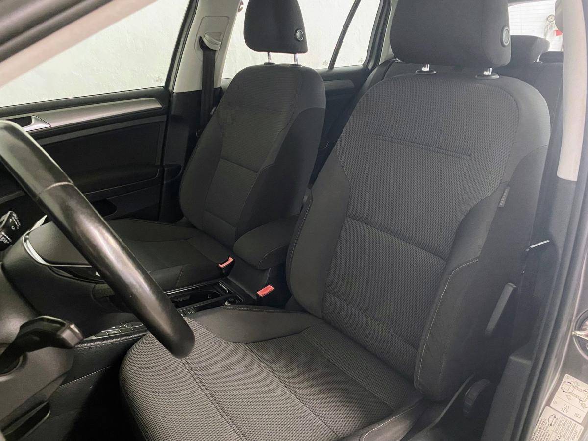 volkswagen-golf-variant-2015-diesel-1598cc