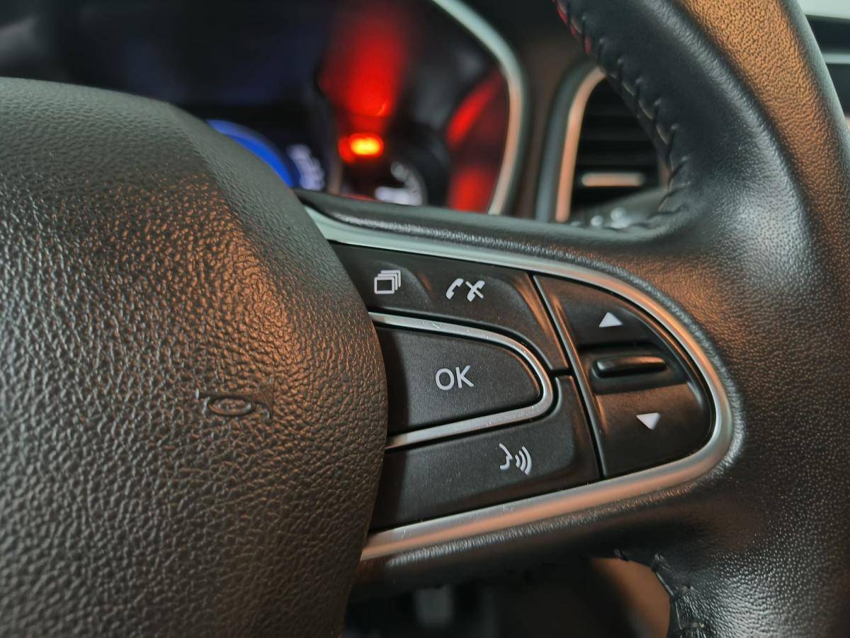 renault-megane-sport-tourer-2020-diesel-1461cc