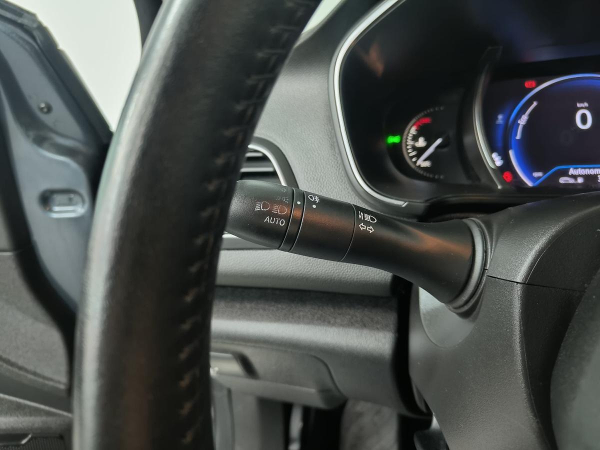 renault-megane-sport-tourer-2020-diesel-1461cc