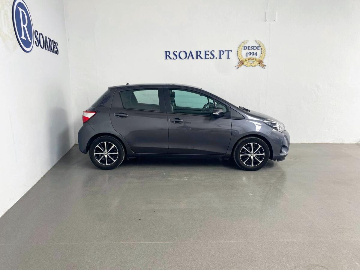 toyota-yaris-2020-gasolina-998cc