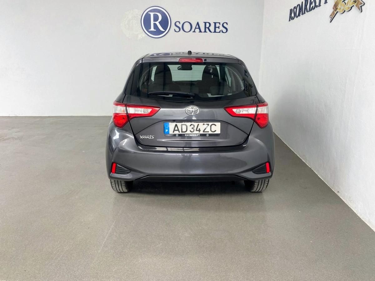 toyota-yaris-2020-gasolina-998cc