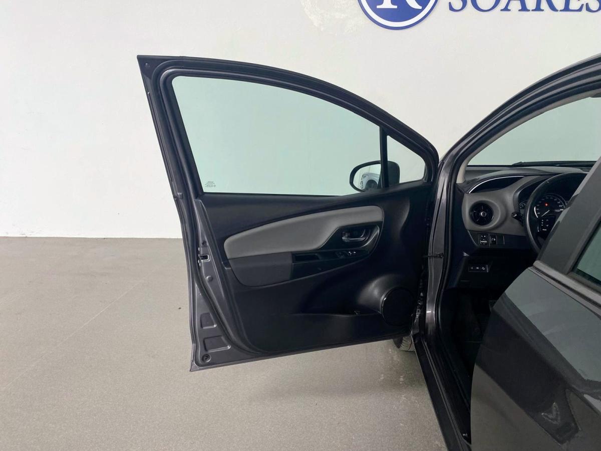toyota-yaris-2020-gasolina-998cc