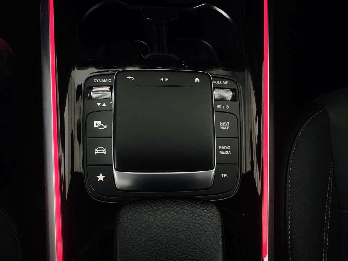 mercedes-benz-gla-2022-hibrido-a-gasolina-1332cc