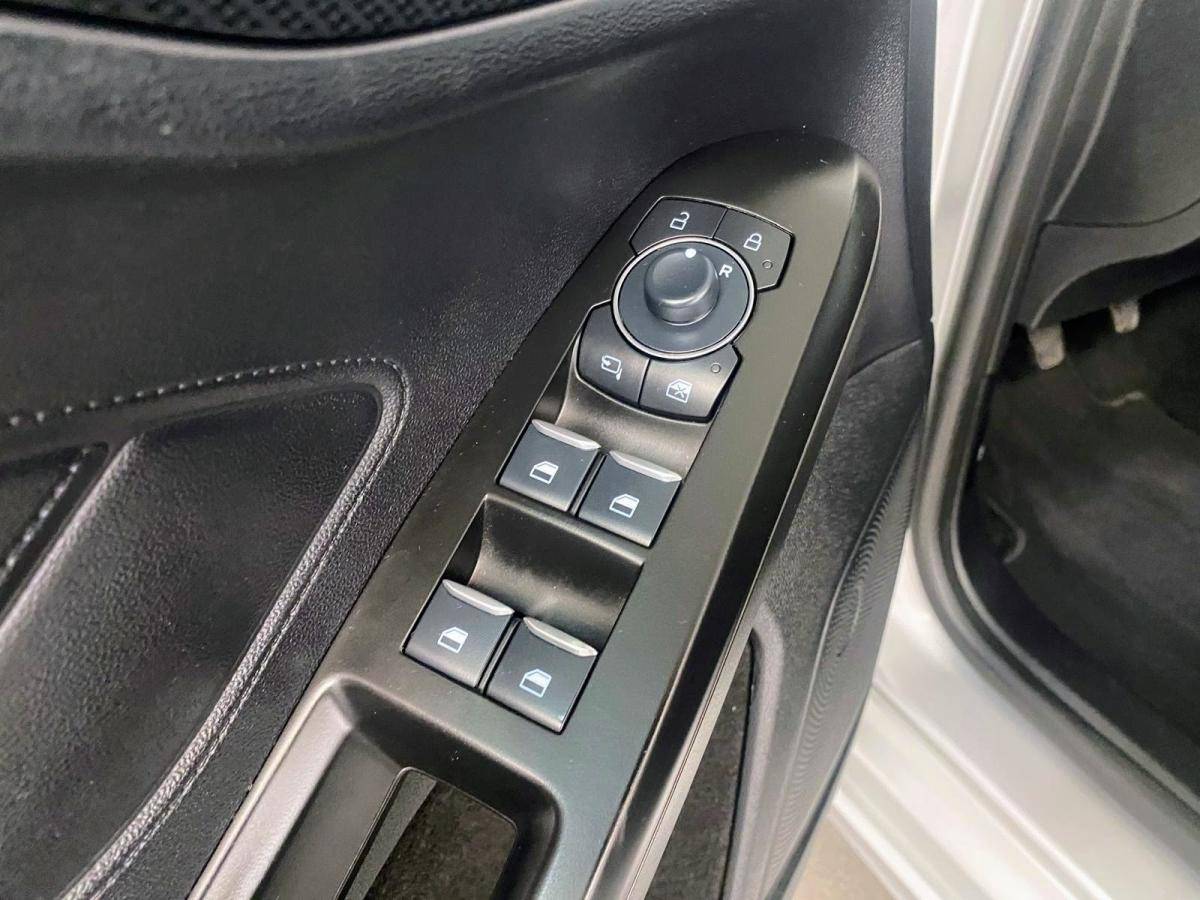 ford-focus-2023-gasolina-998cc