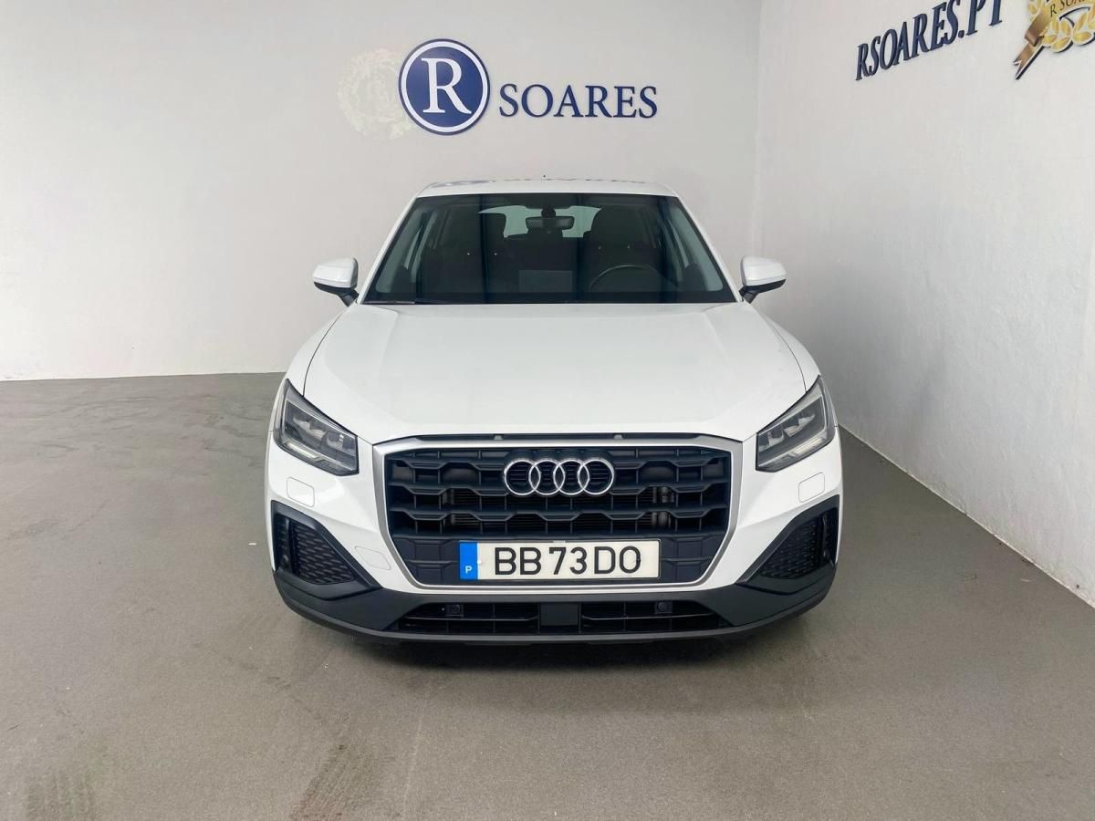 audi-q2-2023-gasolina-999cc